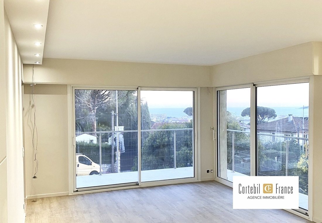Villa in Le Plan, Cannes, France 5 - 14709213