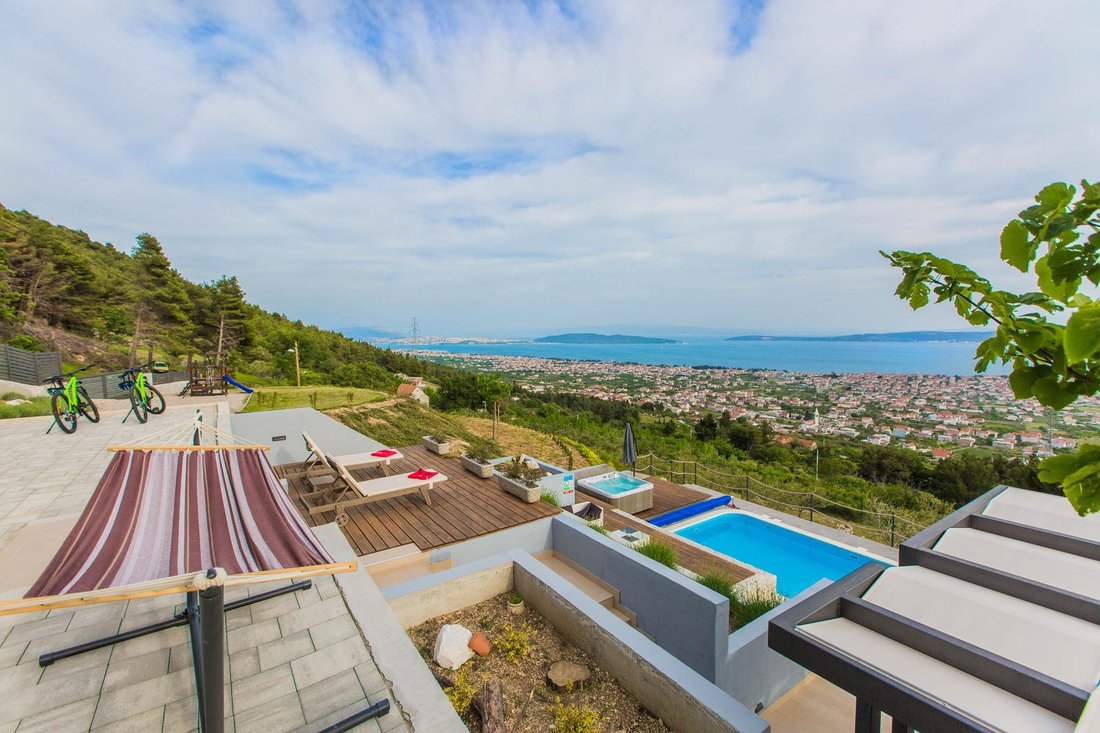 Villa in Kastel Stari, Split-Dalmatia County, Croatia 4 - 14708973