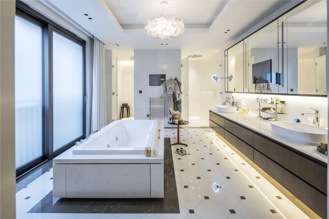 Apartment in Hampstead Garden Suburb, Barnet, England 4 - 14707211