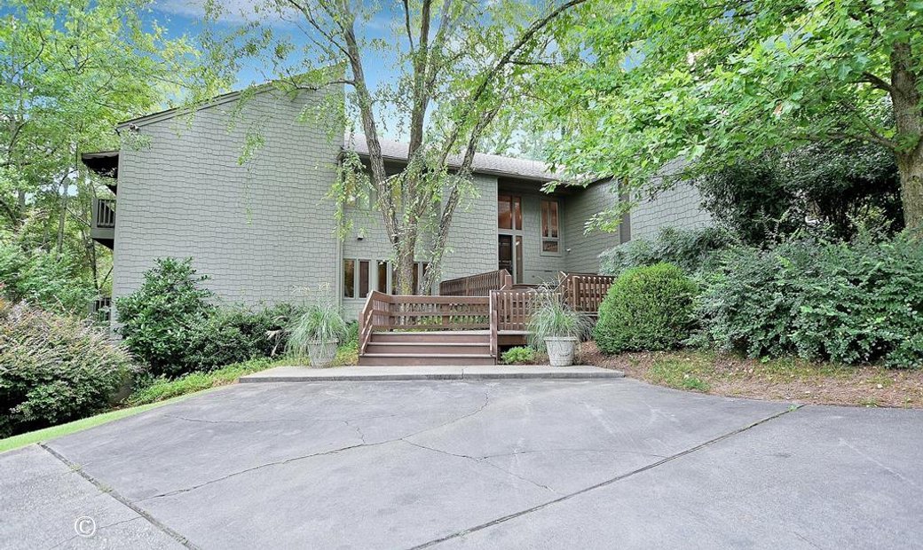 6528 Standing Boy Drive In Columbus, United States For Sale