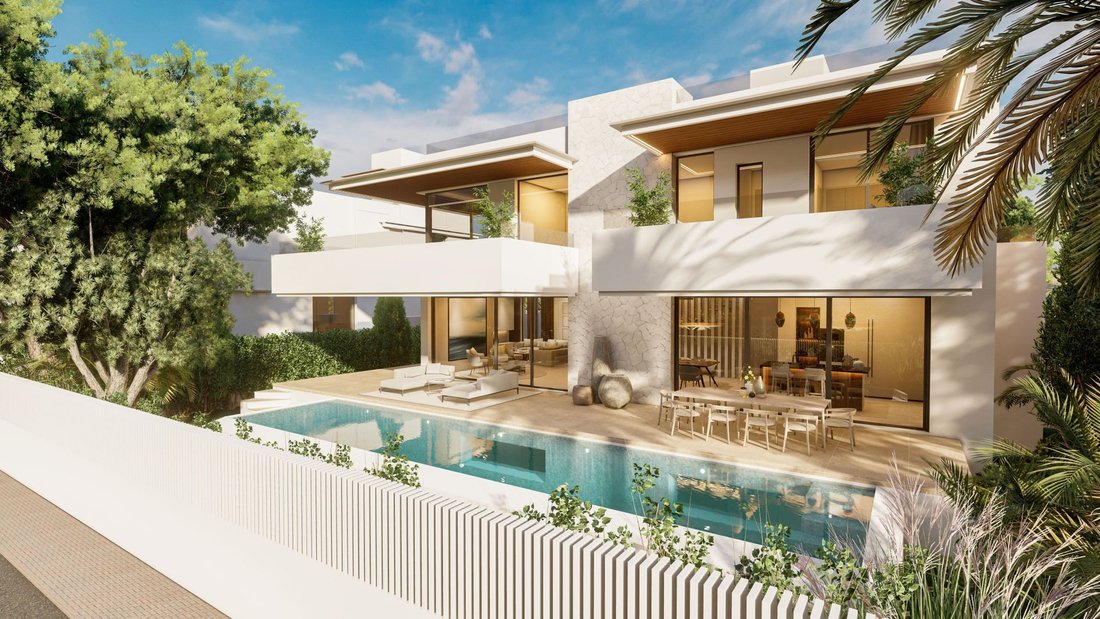 Villa in San Pedro de Alcantara, Andalusia, Spain 1 - 14707221