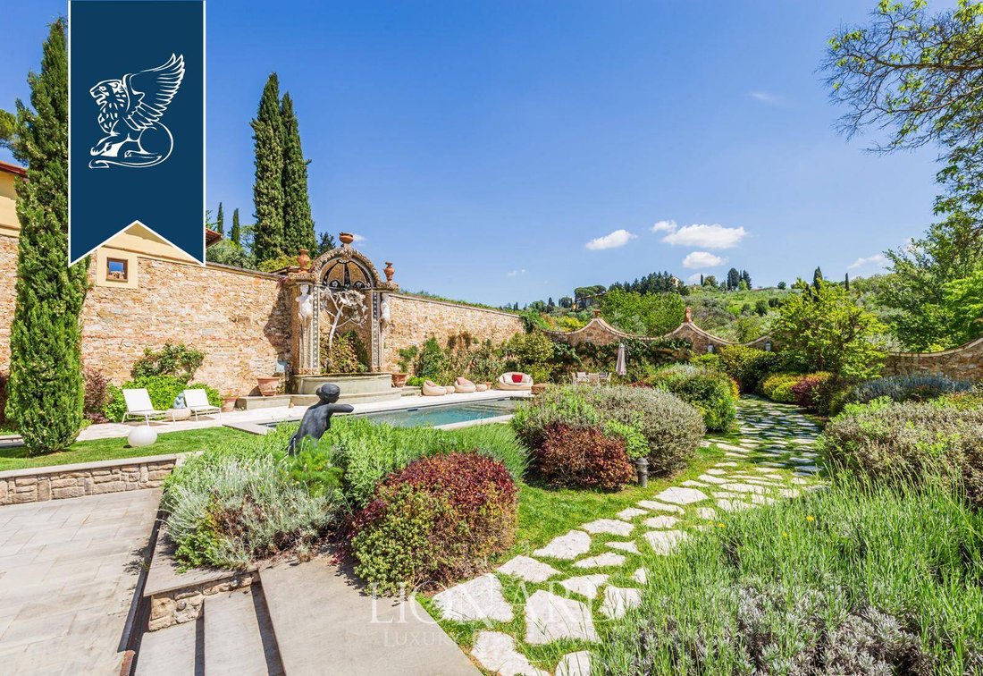Villa in Center, Florence, Tuscany 3 - 13058302