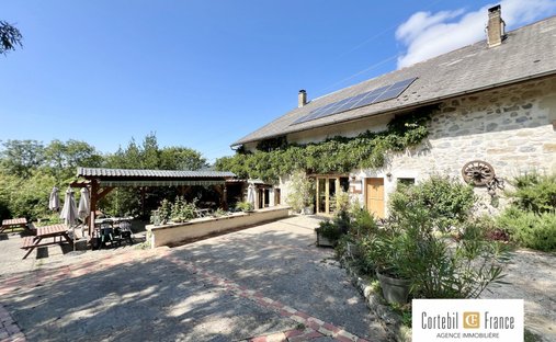 Farm Ranch in Copponex, Auvergne-Rhône-Alpes, France 1