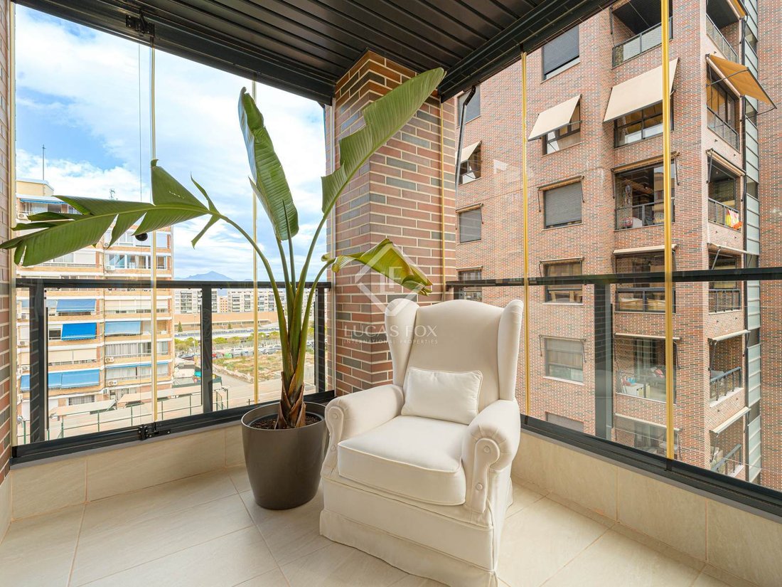 Appartamento a Alicante, Comunità Valenzana, Spagna 3 - 14707393