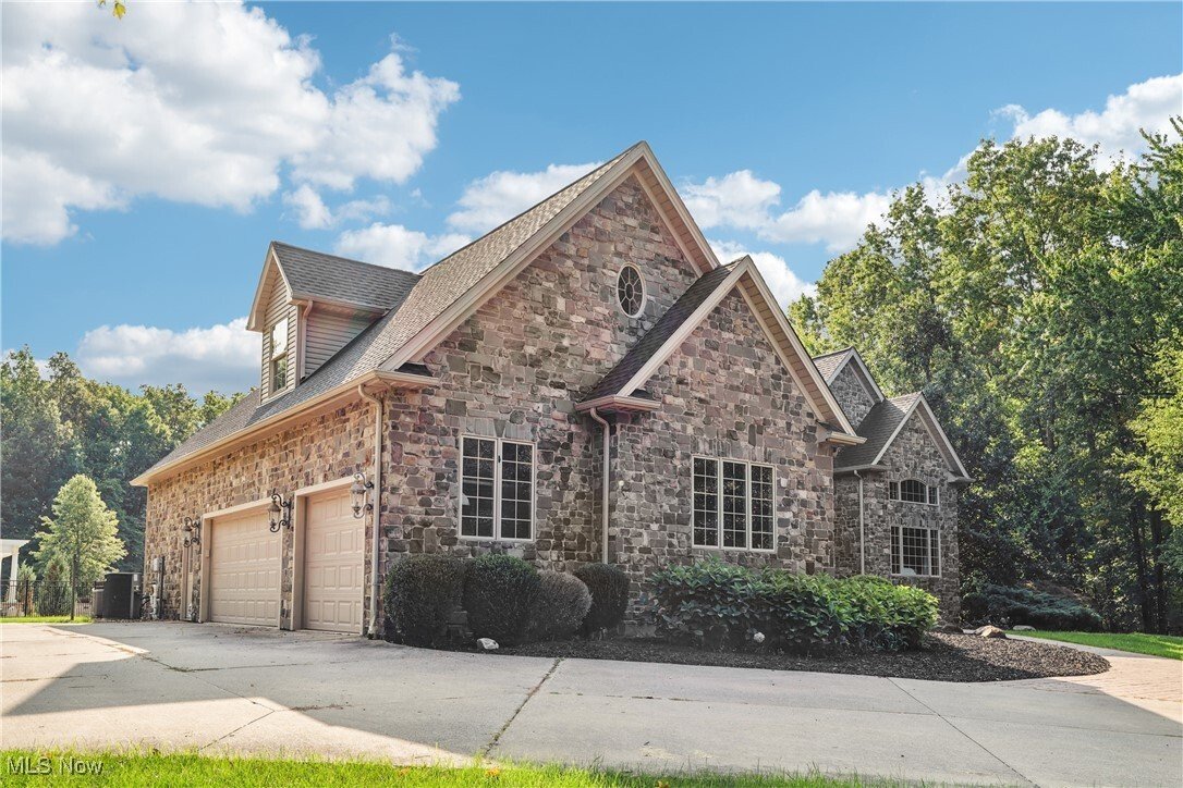 Exquisite Luxury Mansion In Avon In Avon, Ohio, United States For Sale