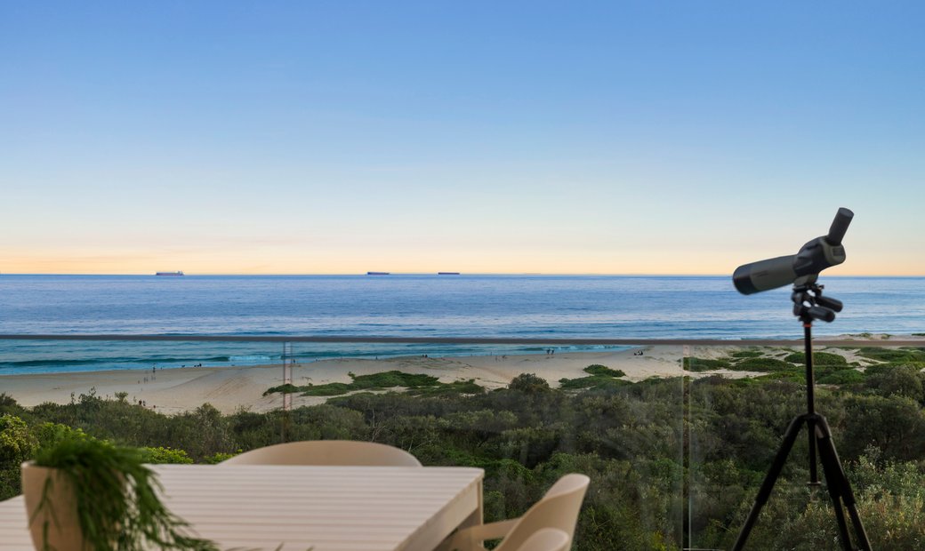 Magnificent Home With Panoramic Views In Redhead, New South Wales