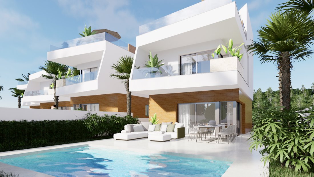 Villa in Pilar de la Horadada, Valencian Community, Spain 1 - 14708310