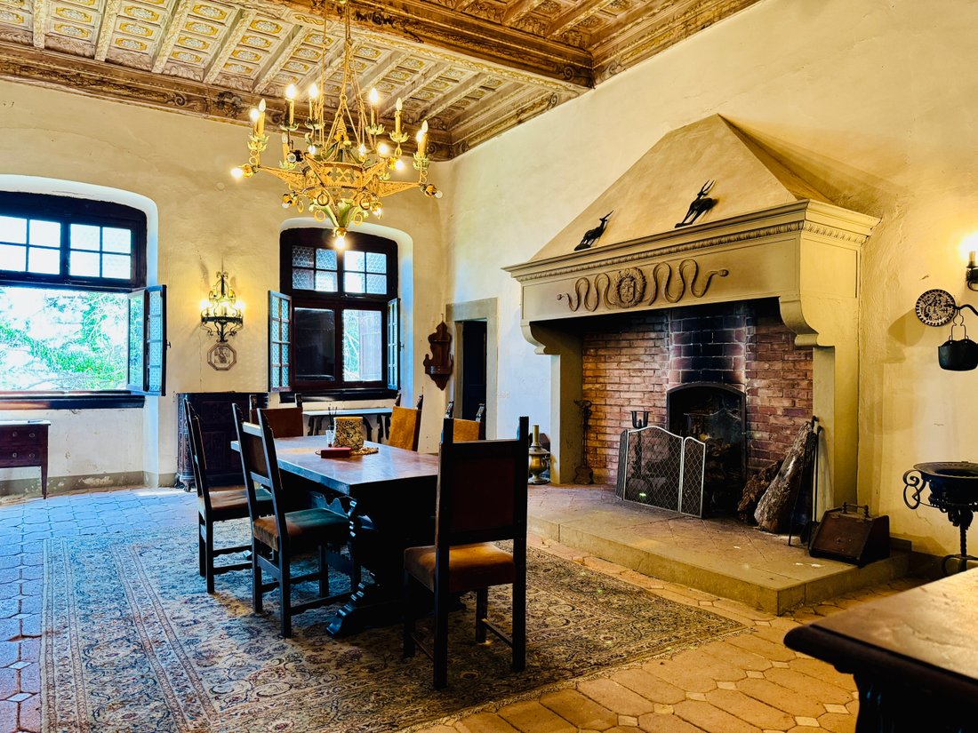 Estate in Borgo San Lorenzo, Tuscany, Italy 2 - 14709474