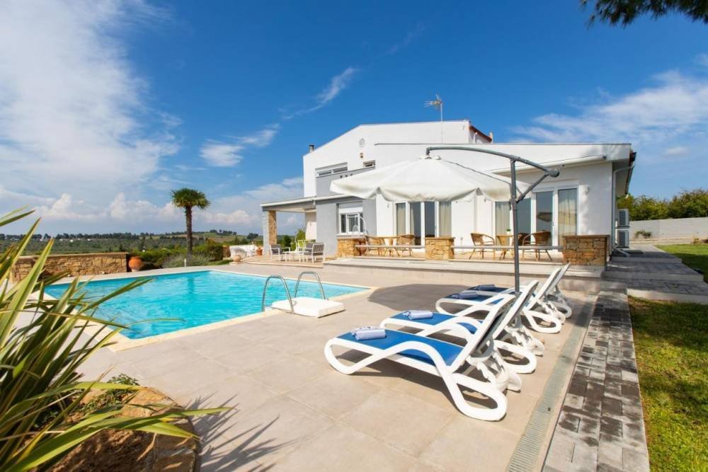 Villa in Kassandra, Macedonia and Thrace, Greece 1 - 14711433