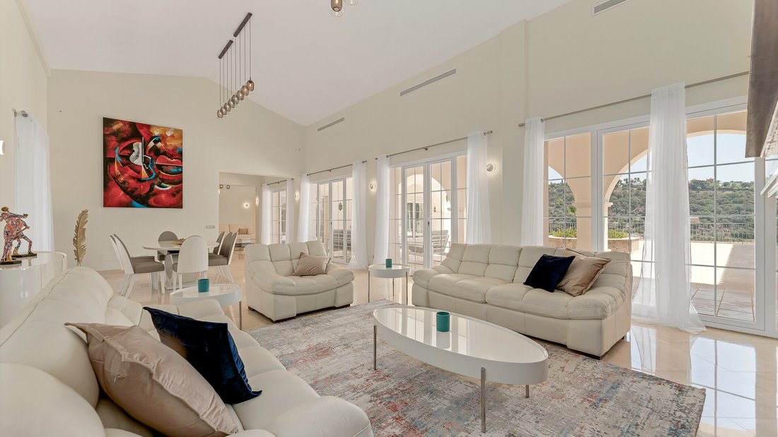 Villa in Benahavis, Andalusia, Spain 3 - 14709719