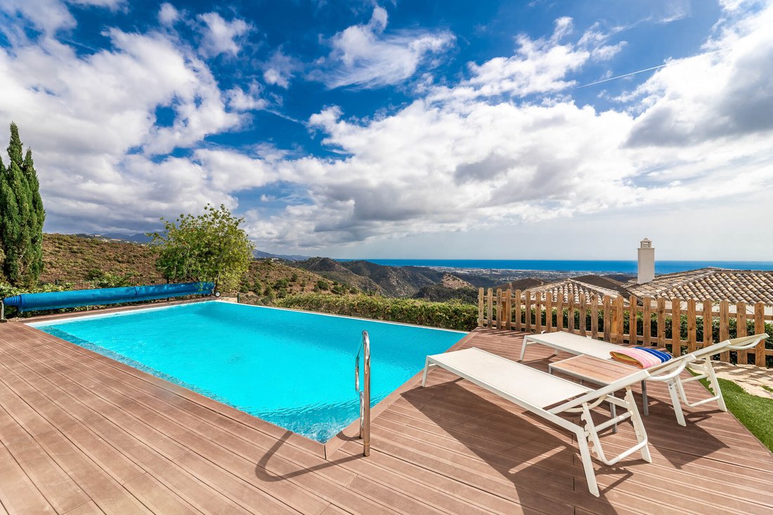 Villa in Benahavis, Andalusia, Spain 3 - 14709655