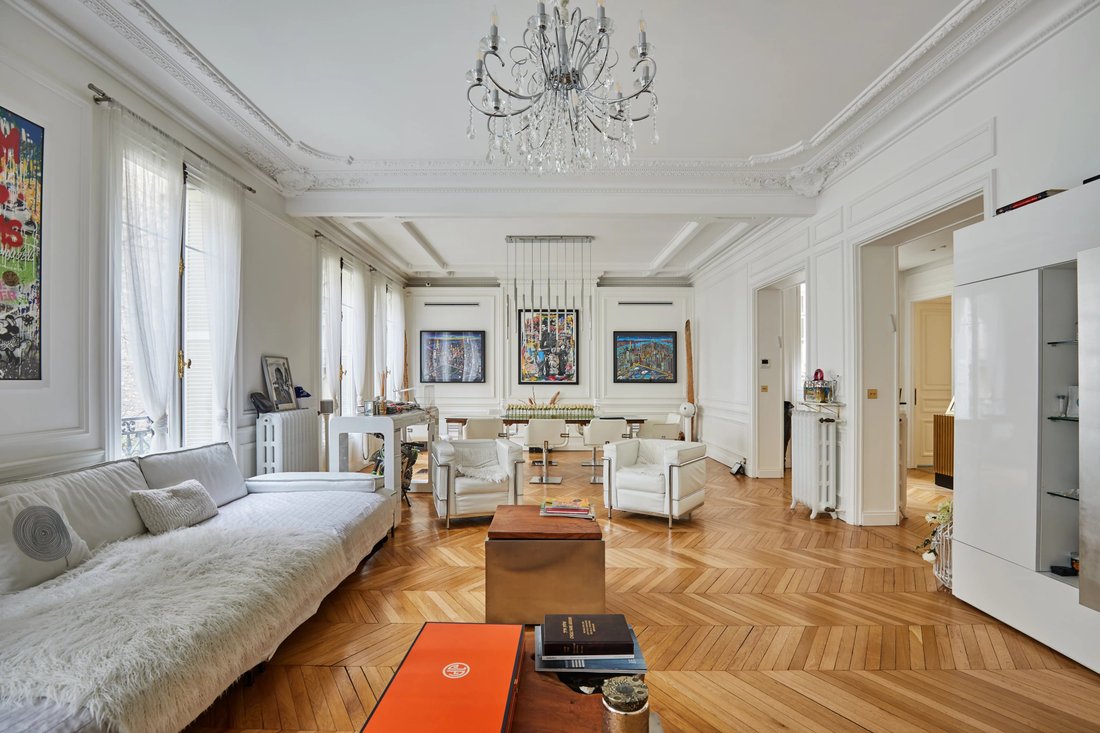 Paris,île De France,France In Paris, France For Sale (13968909)