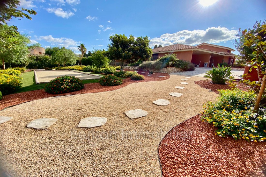 Villa in Rivesaltes, Occitania, France 4 - 14710599