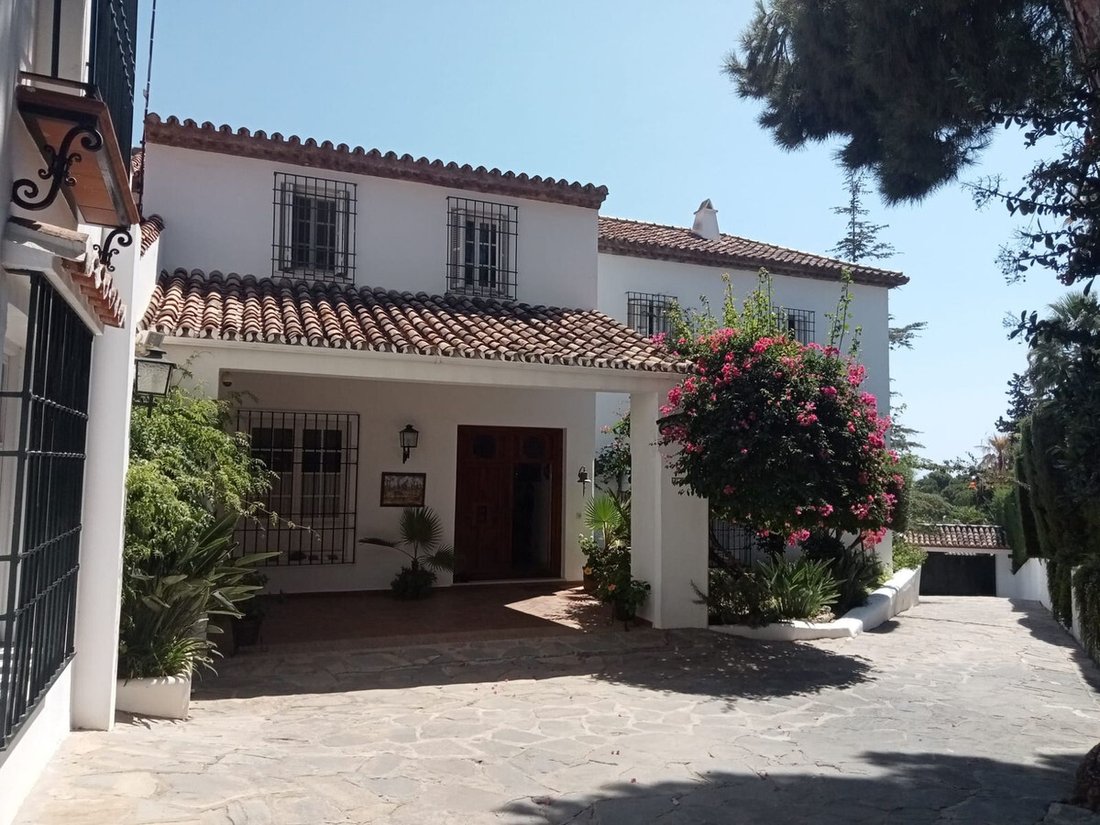 Villa in Puerto Banus, Marbella, Spain 2 - 14099016