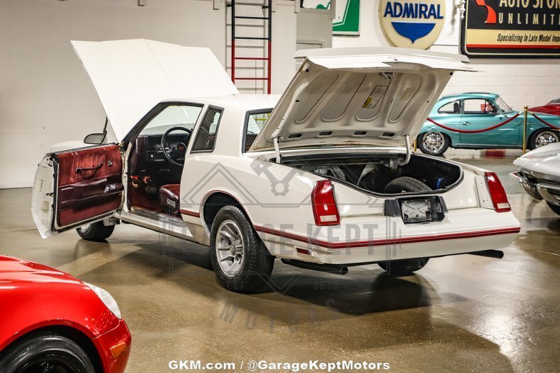 Coupe in Grand Rapids, United States 3 - 14711305