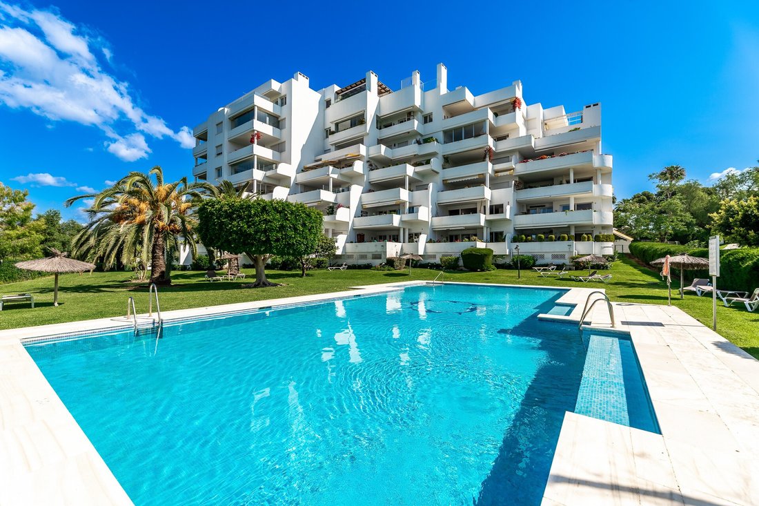 Apartment in Guadalmina Alta, San Pedro de Alcantara, Spain 2 - 14709920