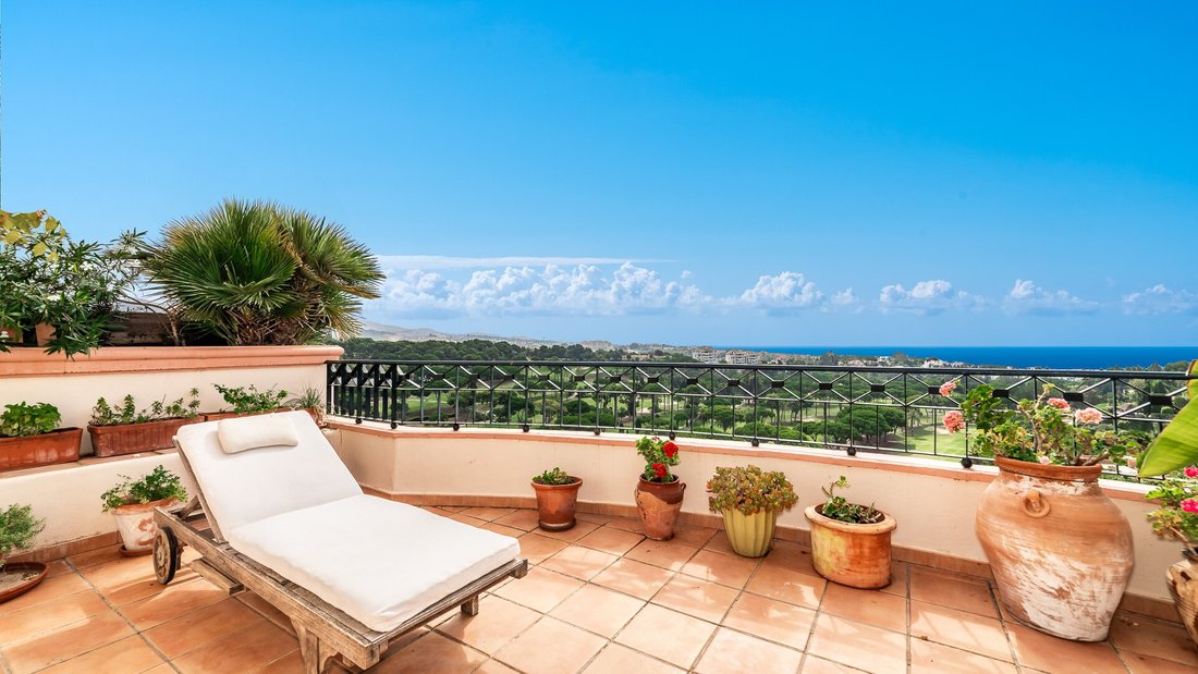 Apartment in Rio Real, Marbella, Andalusia 2 - 14710151