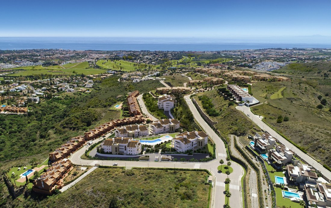 Apartment in El Paraíso, Benahavis, Spain 3 - 14710017