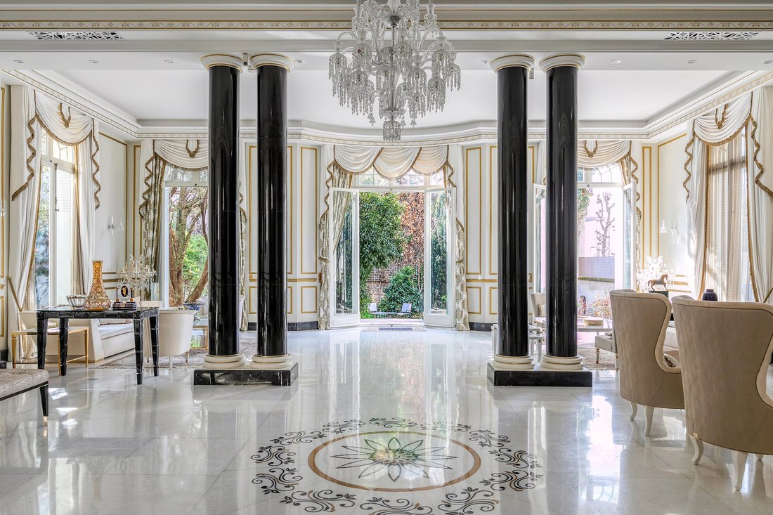 Paris 16th District A Sumptuous Private Mansion In Paris, France For