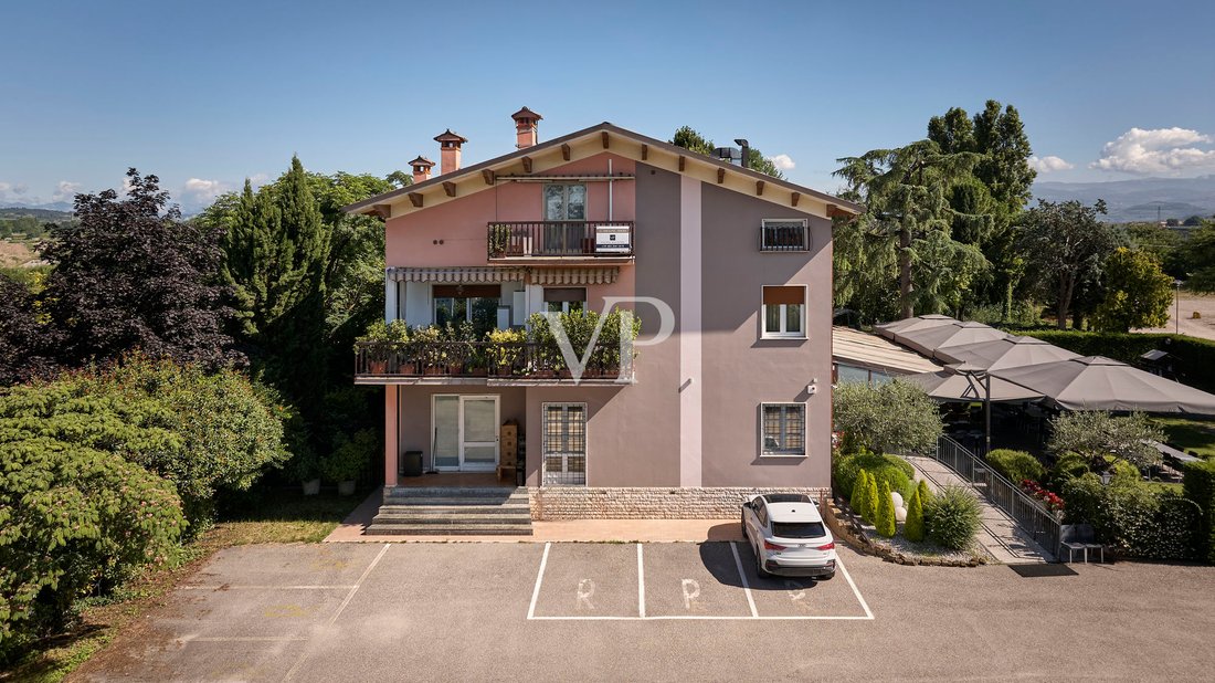 House in Bussolengo, Veneto, Italy 5 - 14711343