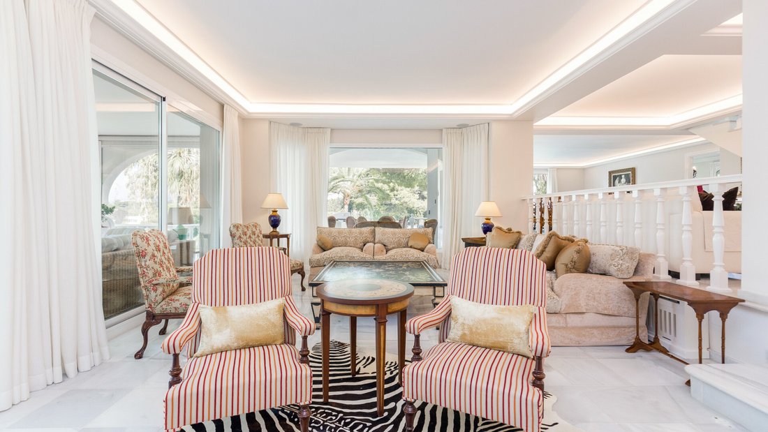 Villa in Rio Real, Marbella, Andalusia 5 - 14709515
