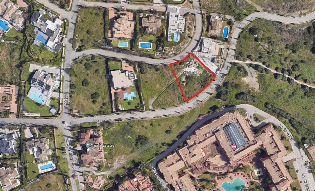 Land in Benahavis, Andalusia, Spain 1 - 14709697