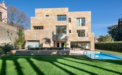 House in Les Corts, Barcelona, Spain 1