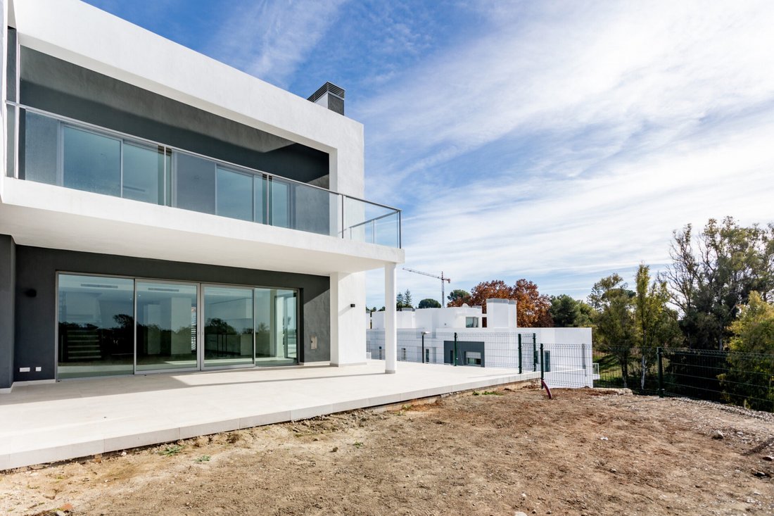 House in Guadalmina Alta, San Pedro de Alcantara, Spain 5 - 14709941