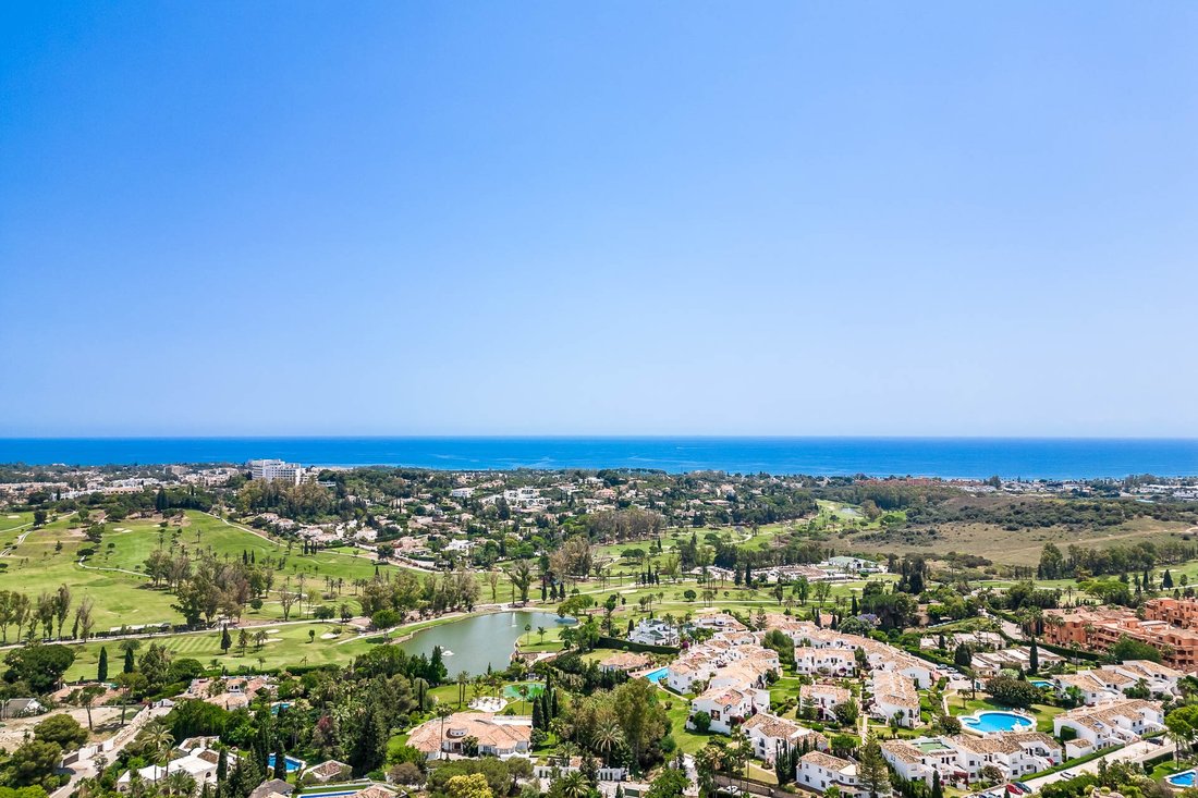 Land in El Paraíso, Benahavis, Spain 5 - 14709757