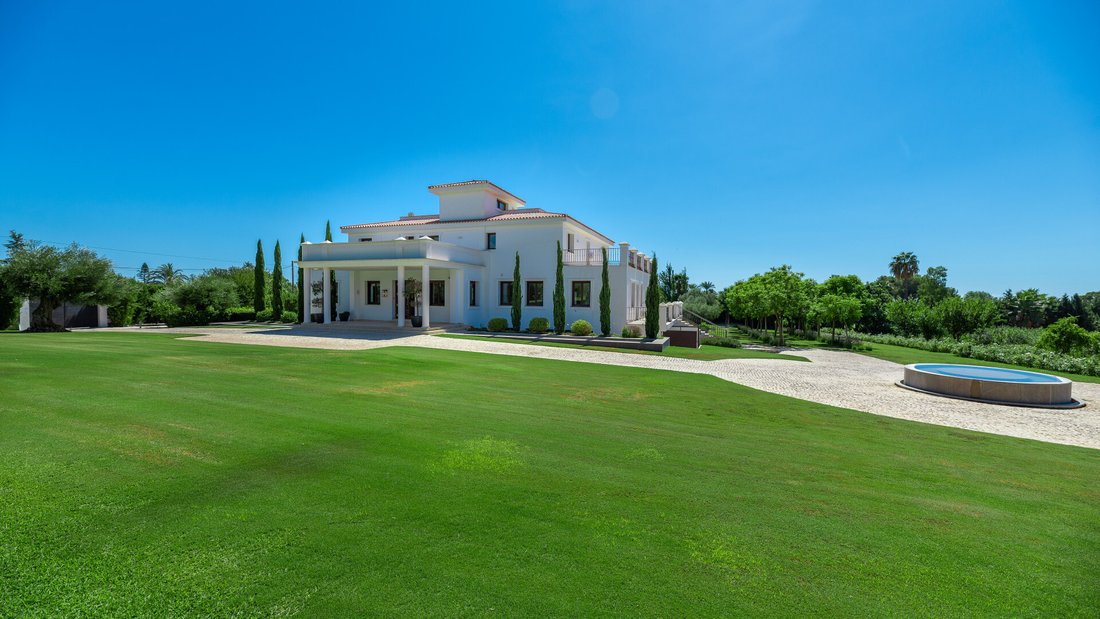 Villa in Guadalmina Alta, San Pedro de Alcantara, Spain 2 - 14709651