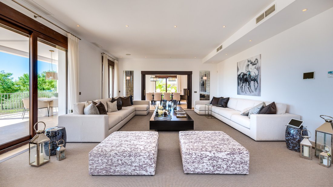 Villa in Guadalmina Alta, San Pedro de Alcantara, Spain 4 - 14709651