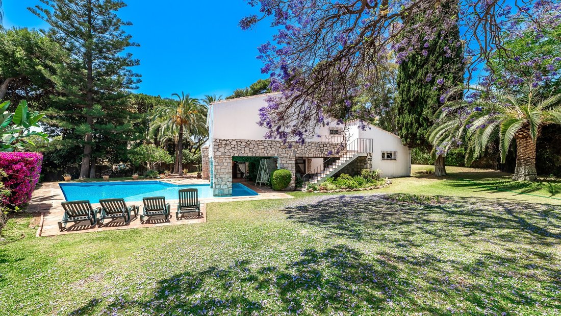 Villa in Marbella, Andalusia, Spain 4 - 14710097