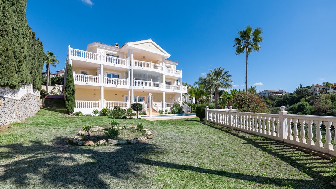 Villa in Elviria-Cabopino, Marbella, Spain 3 - 14709995