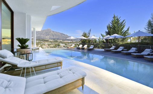 Villa in Nueva Andalucia, Marbella, Spain 1