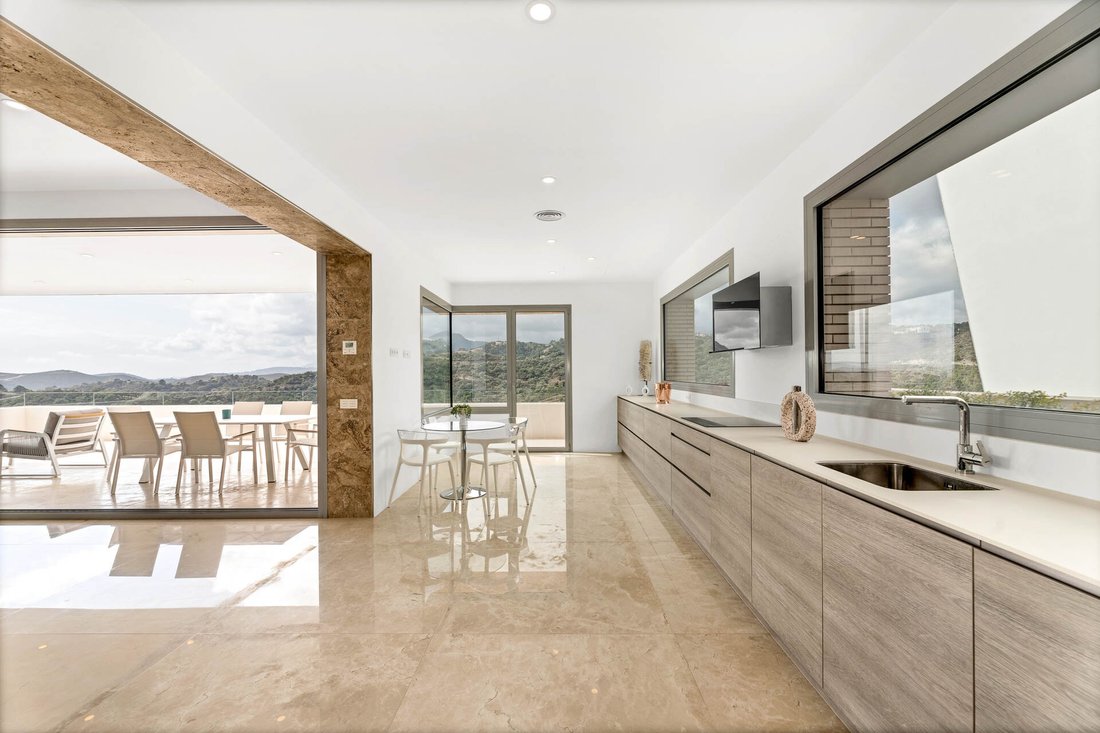 Villa in Benahavis, Andalusia, Spain 5 - 14709693