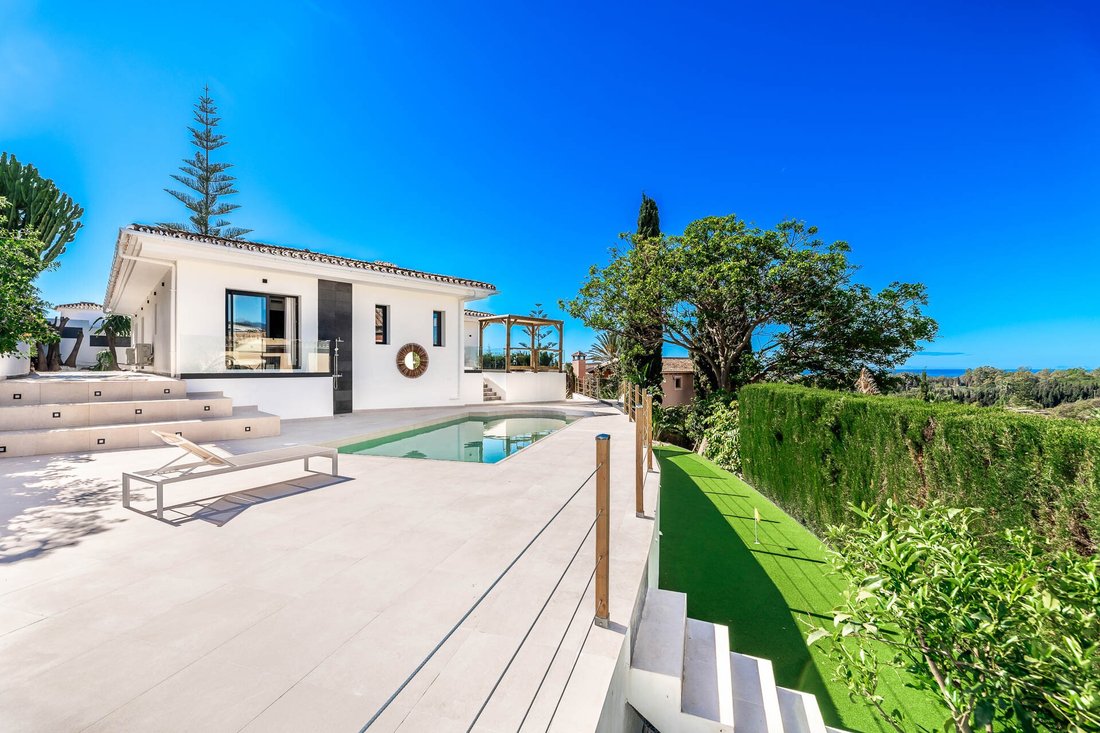 Villa in Elviria-Cabopino, Marbella, Spain 3 - 14710015