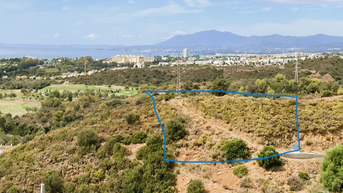 Land in Marbella, Andalusia, Spain 3 - 14709871