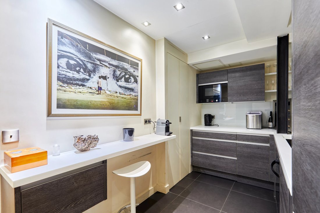 Paris 6th District An Ideal Pied à Terre In In Paris, France For Sale