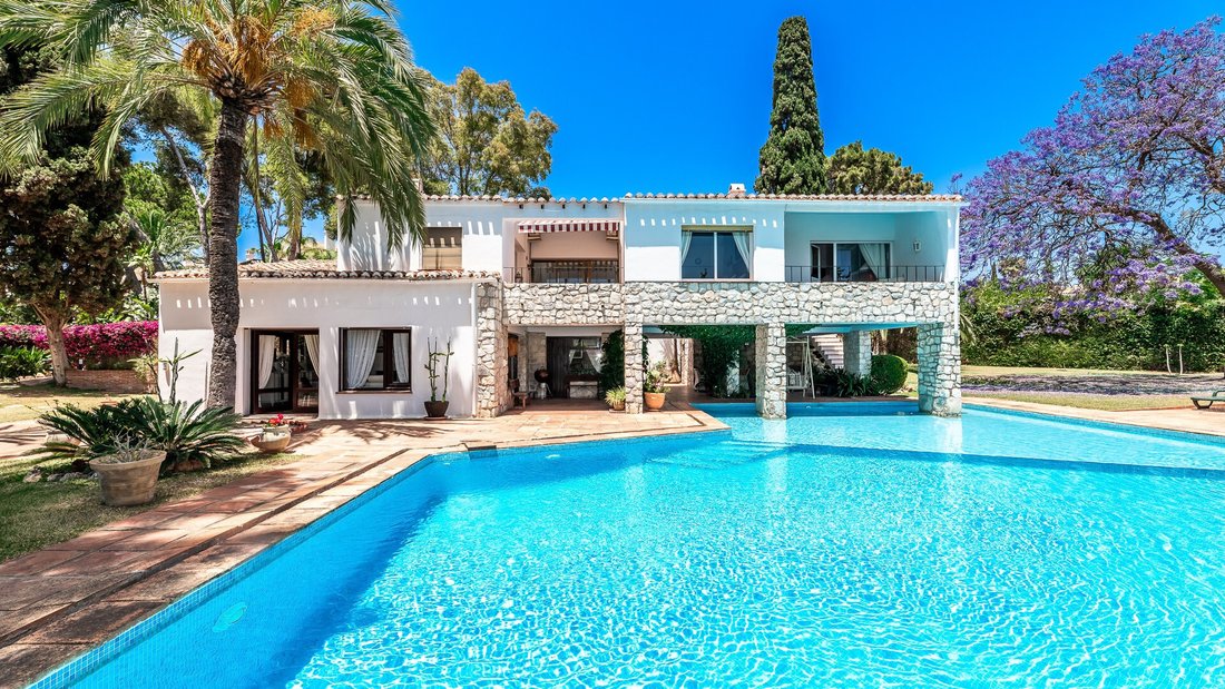 Villa in Marbella, Andalusia, Spain 1 - 14710097
