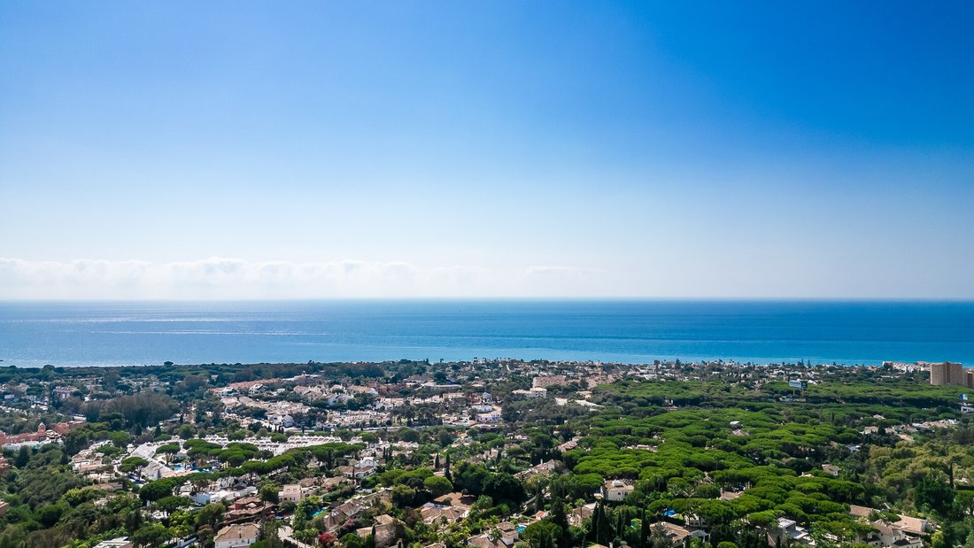 Villa in Elviria-Cabopino, Marbella, Spain 2 - 14709901