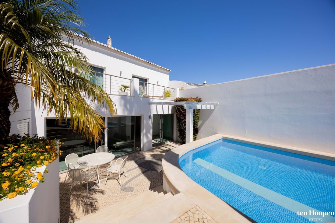 Stunning Beachfront Property In The Heart Of Praia Da In Luz, Algarve