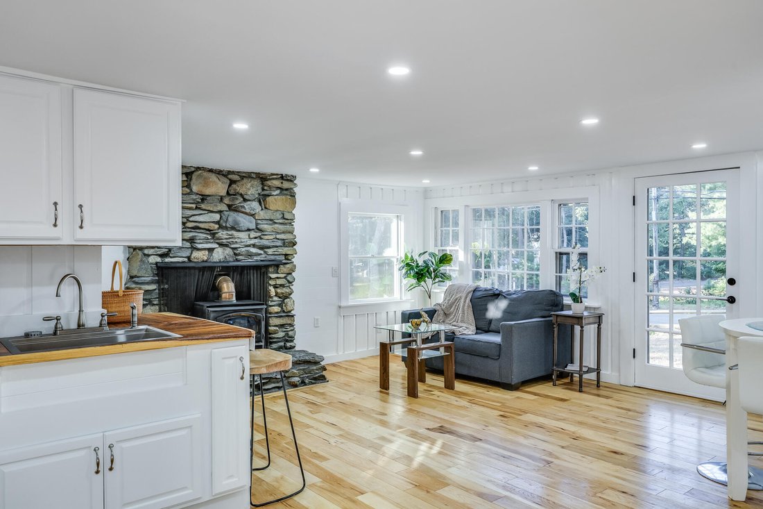 18 Quanset Road In Orleans, Massachusetts, United States For Sale