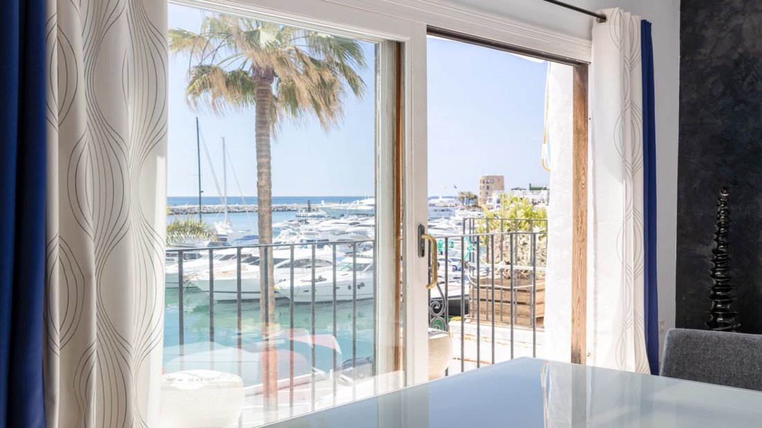 Penthouse in Puerto Banus, Marbella, Spain 2 - 14709604