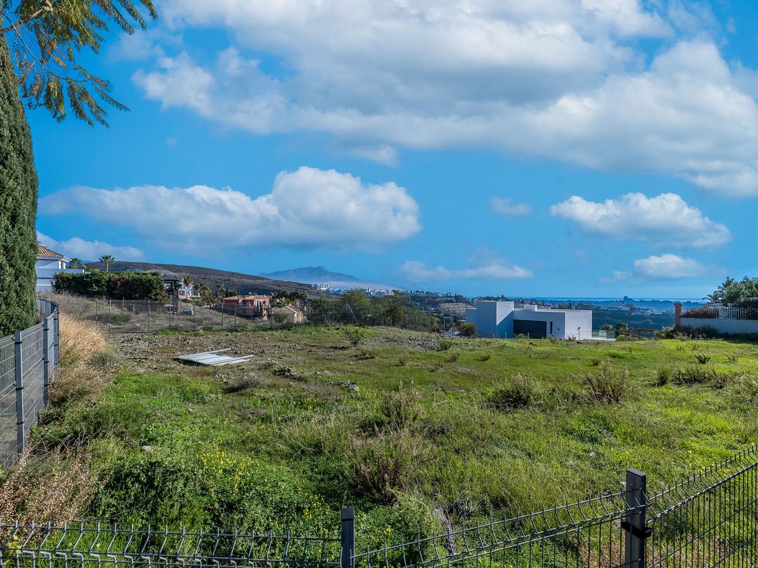 Land in Benahavis, Andalusia, Spain 5 - 14709886