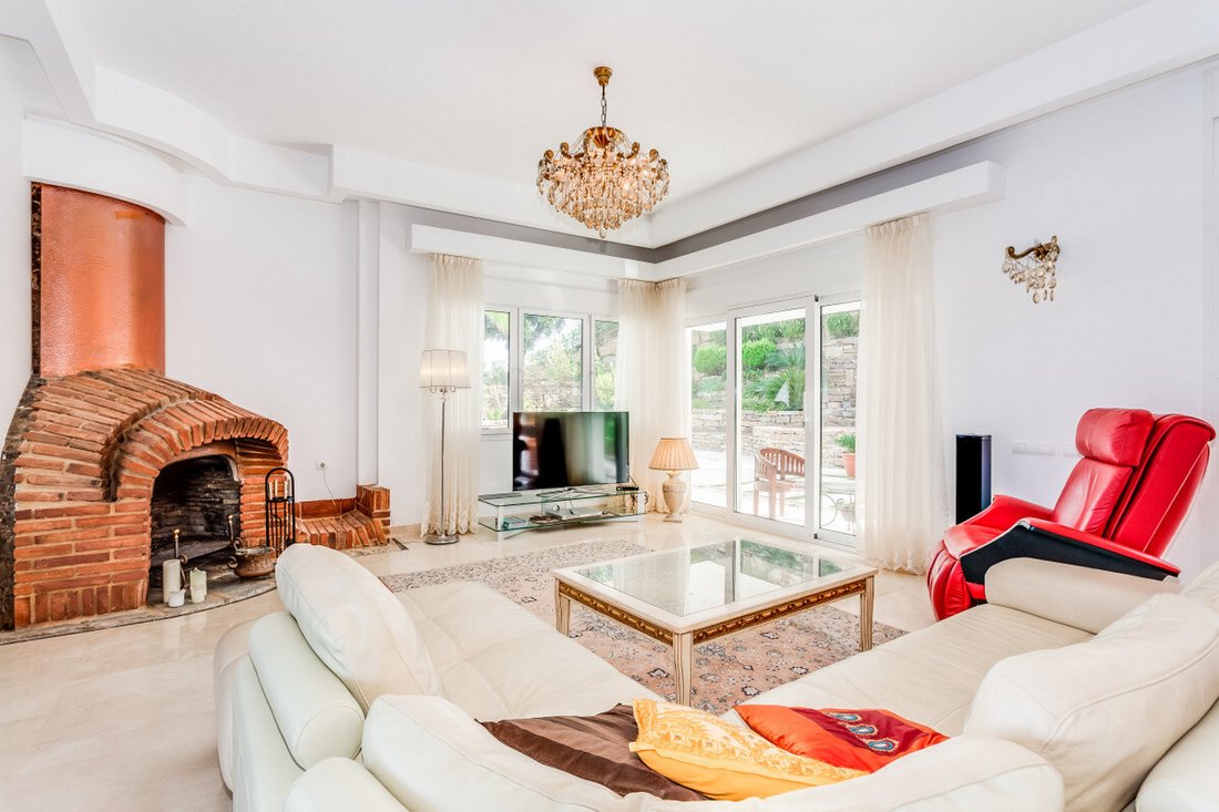 Villa in Elviria-Cabopino, Marbella, Spain 4 - 14709520