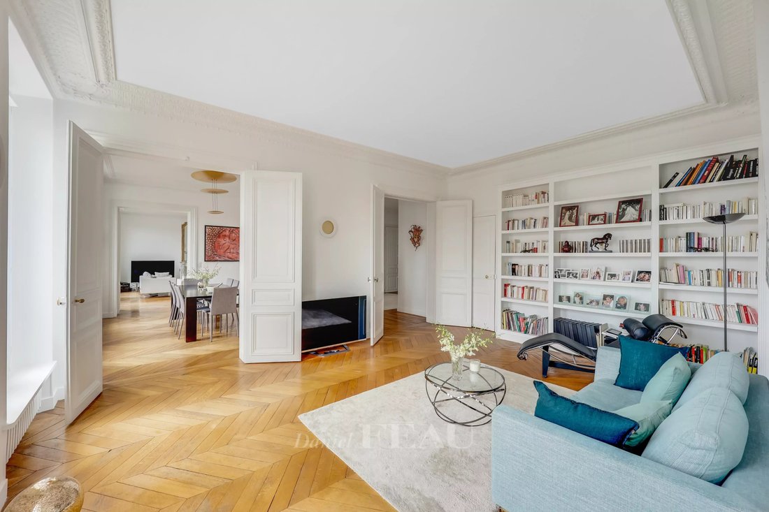 Le Chesnay, Plateau Saint Antoine, On The Edge Of In Versailles, France