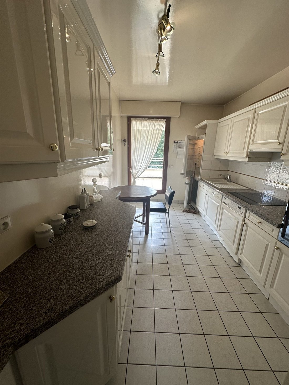 Apartment in Centre Ville-Commerce, Enghien-les-Bains, France 5 - 12841959