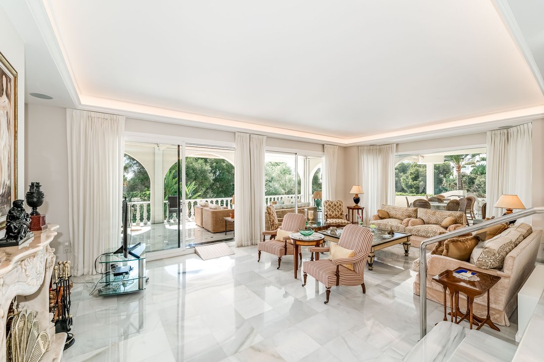 Villa in Rio Real, Marbella, Andalusia 3 - 14709515