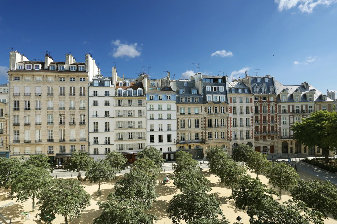 Paris,île De France,France In Paris, France For Sale (14395497)