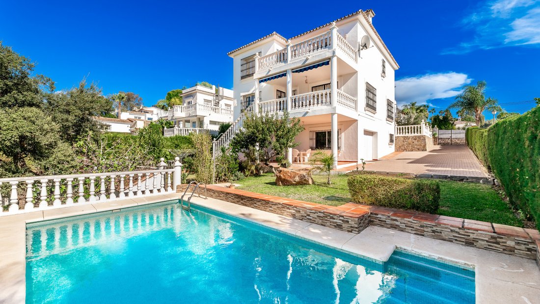 Villa en Elviria-Cabopino, Marbella, España 2 - 14709919